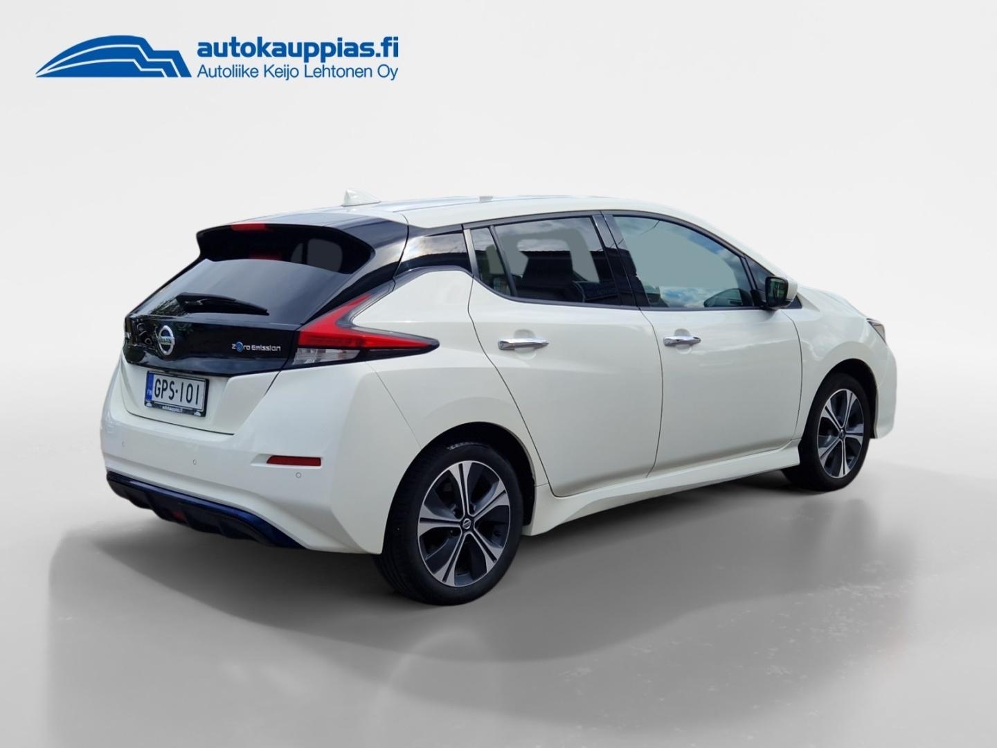 NISSAN Leaf 5