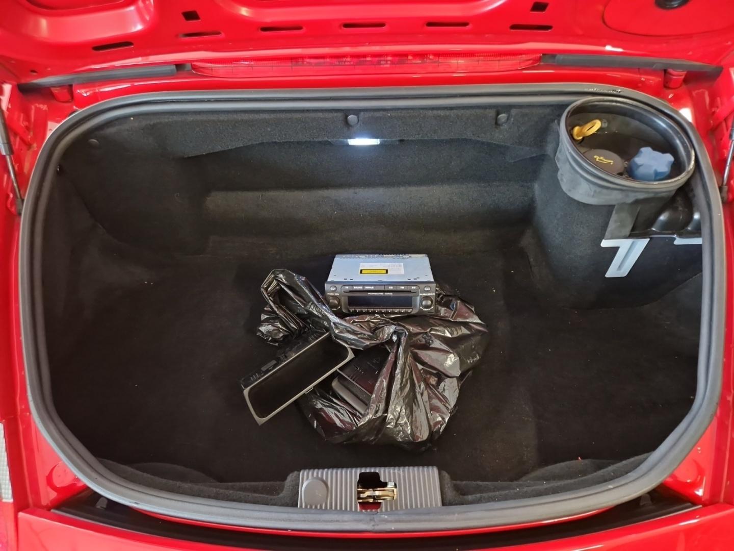 PORSCHE Boxster 2003