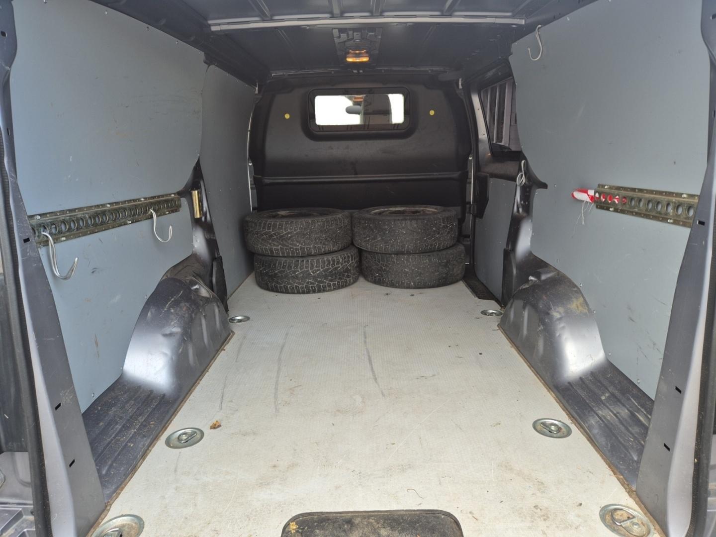 OPEL Vivaro 15