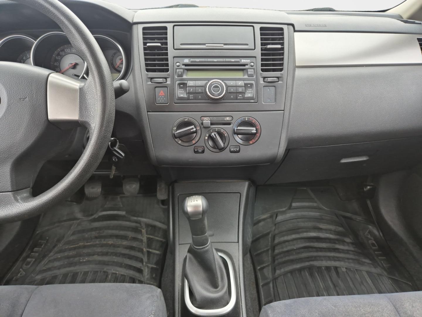 NISSAN Tiida 12