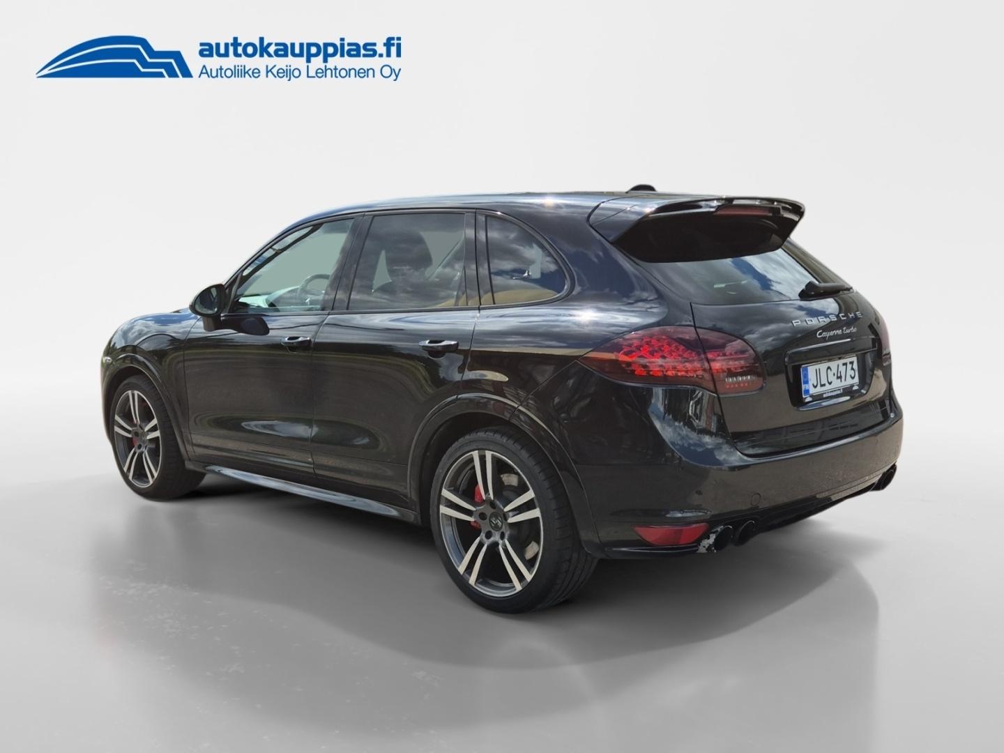 PORSCHE Cayenne 3