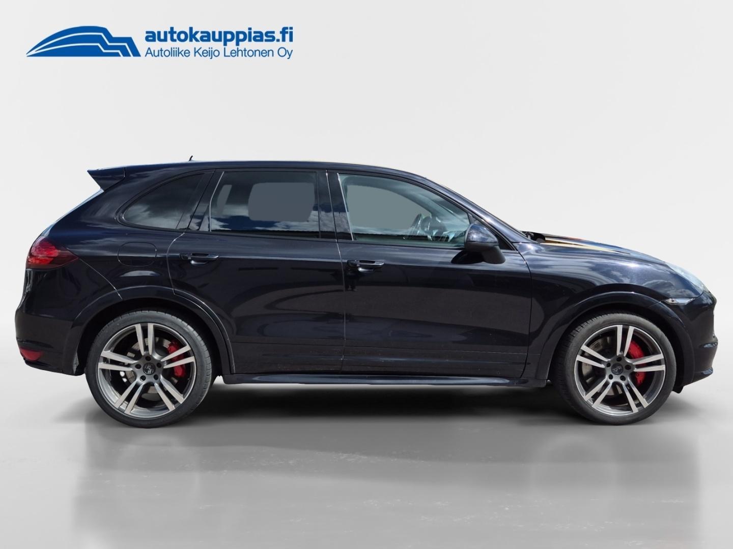 PORSCHE Cayenne 6