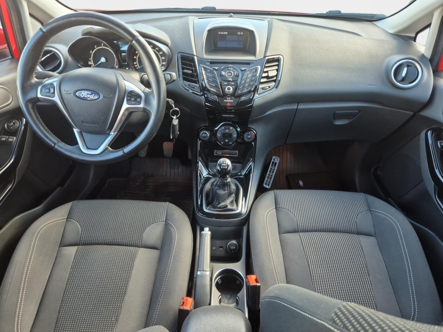FORD Fiesta 11