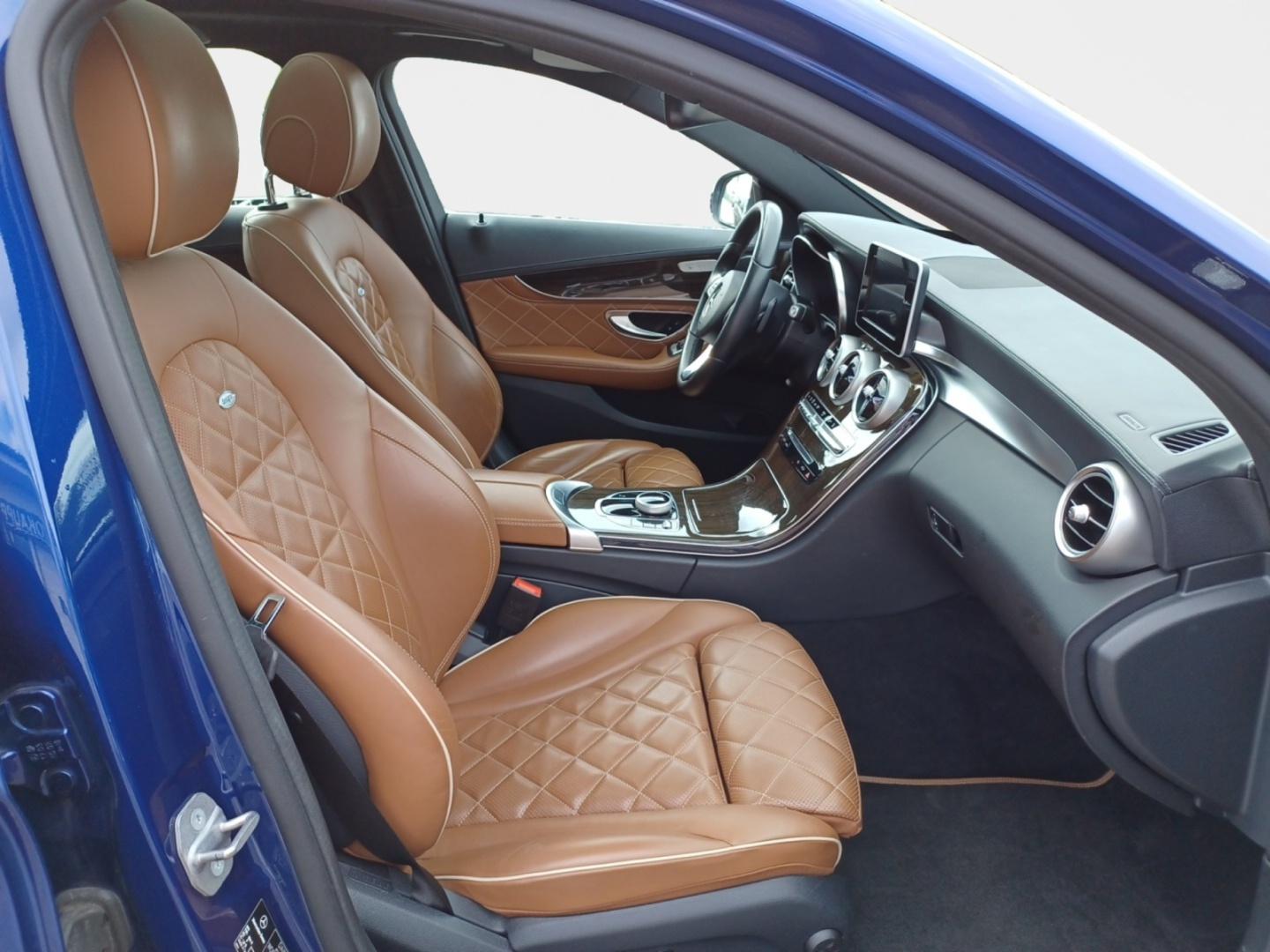 MERCEDES-BENZ C 15