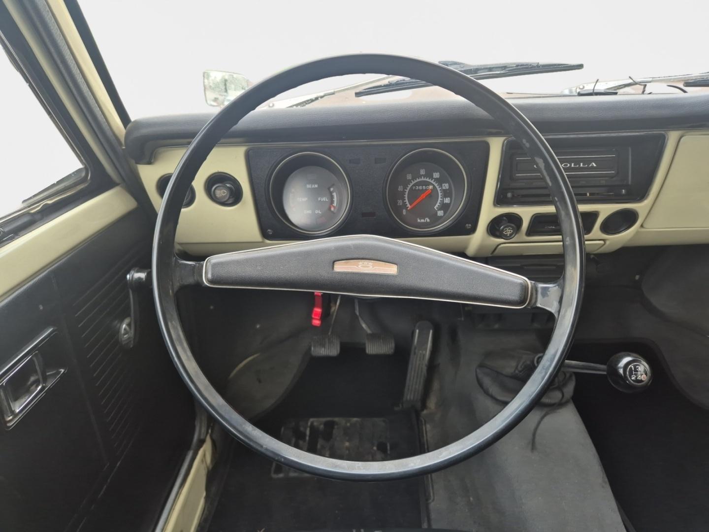 TOYOTA Corolla 14