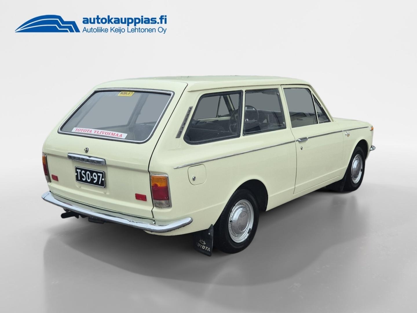 TOYOTA Corolla 5