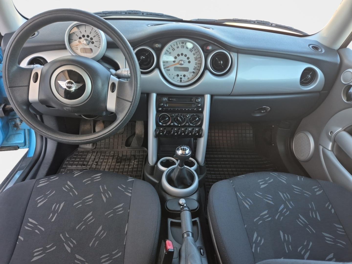 MINI One 10