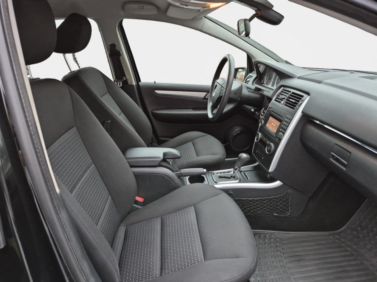 MERCEDES-BENZ B 2008