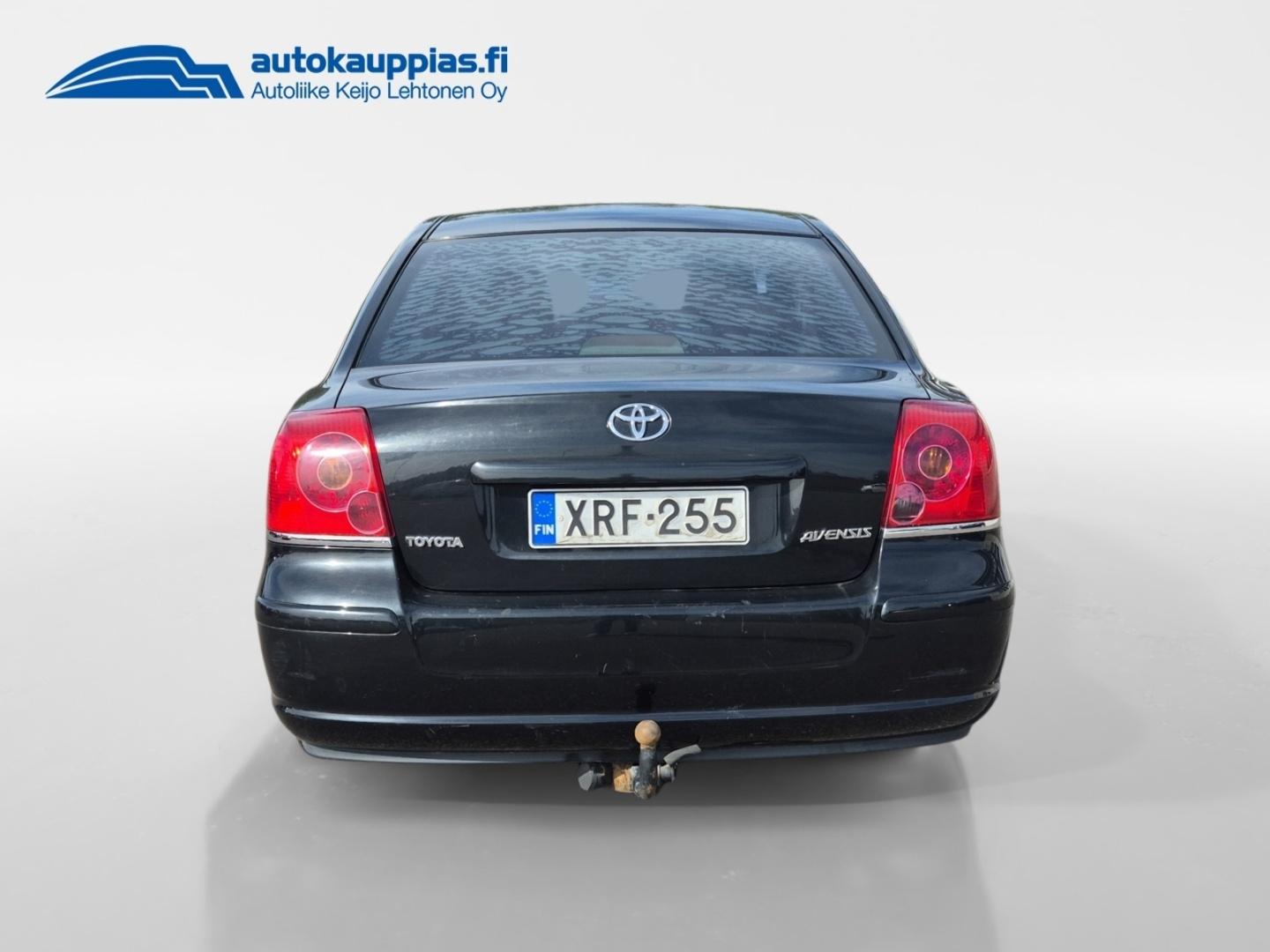 TOYOTA Avensis 4
