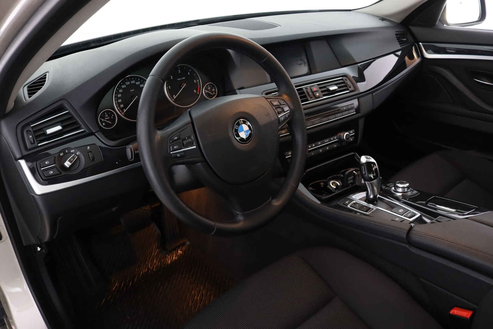 BMW 520 13