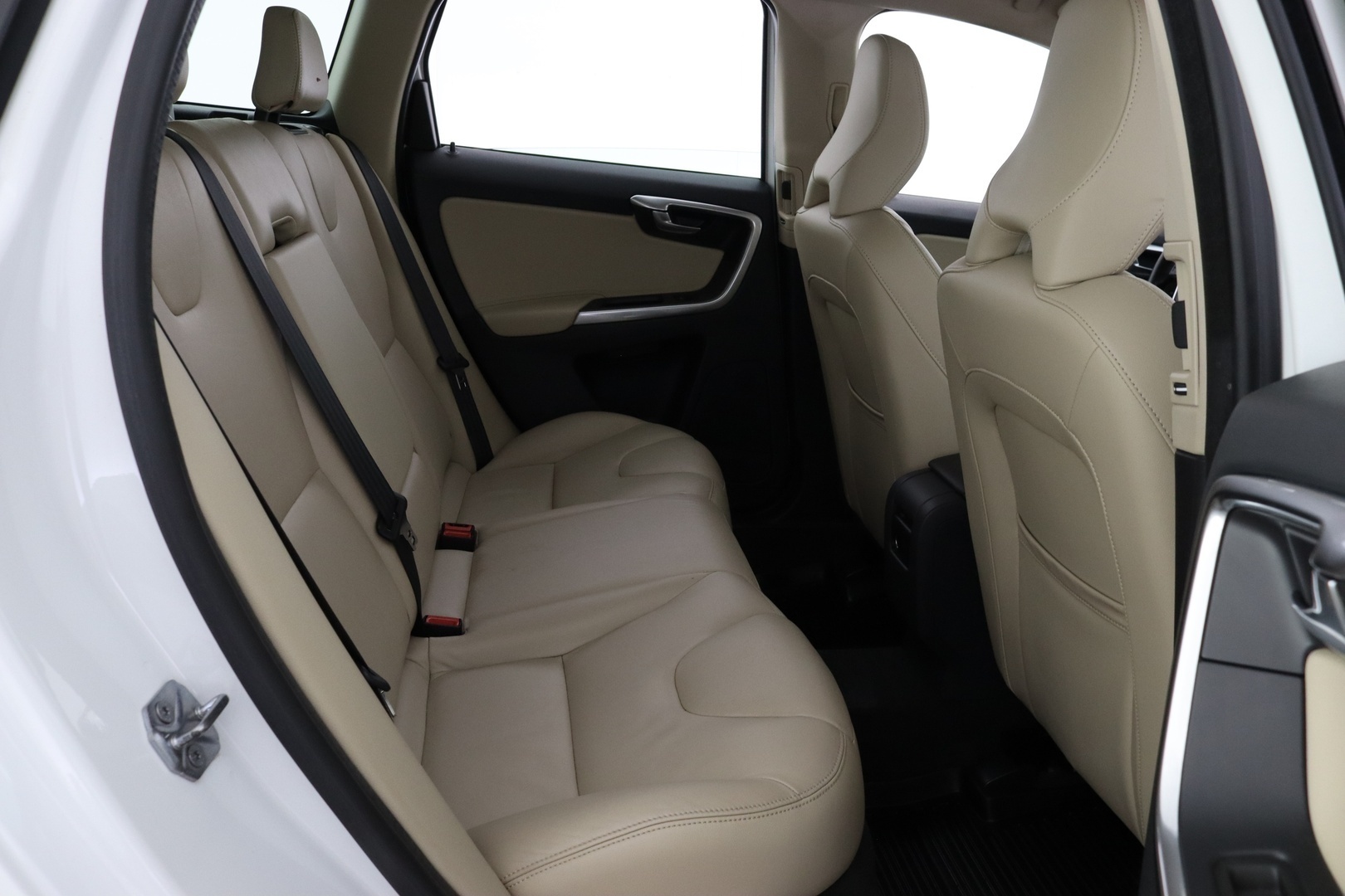 VOLVO XC60 16