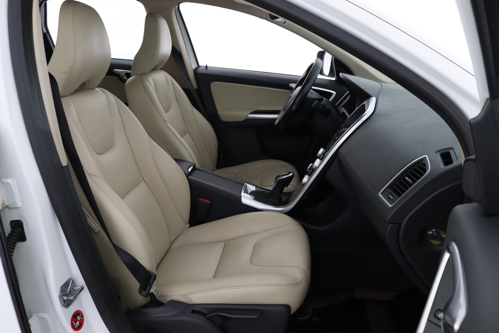 VOLVO XC60 17