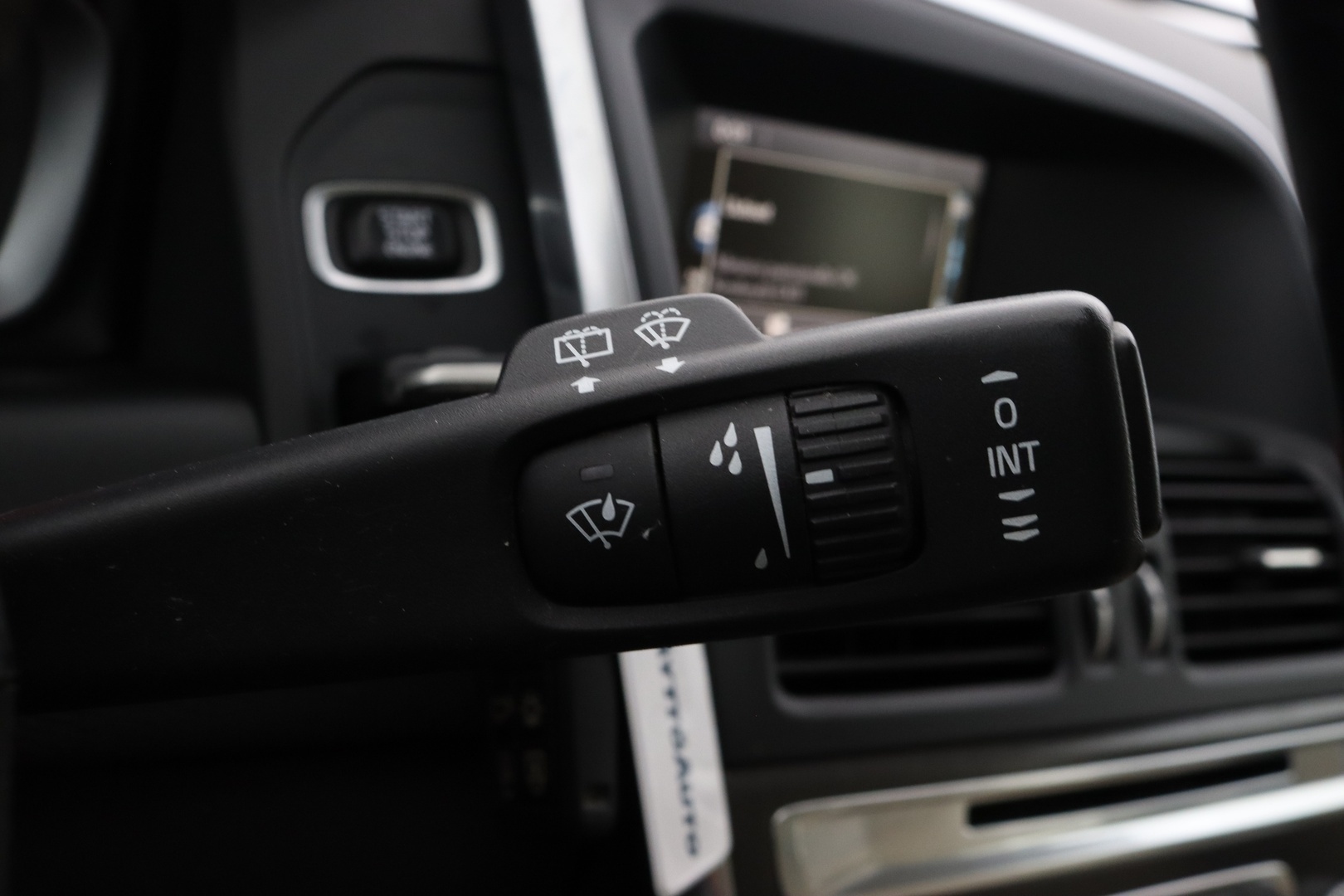 VOLVO XC60 31