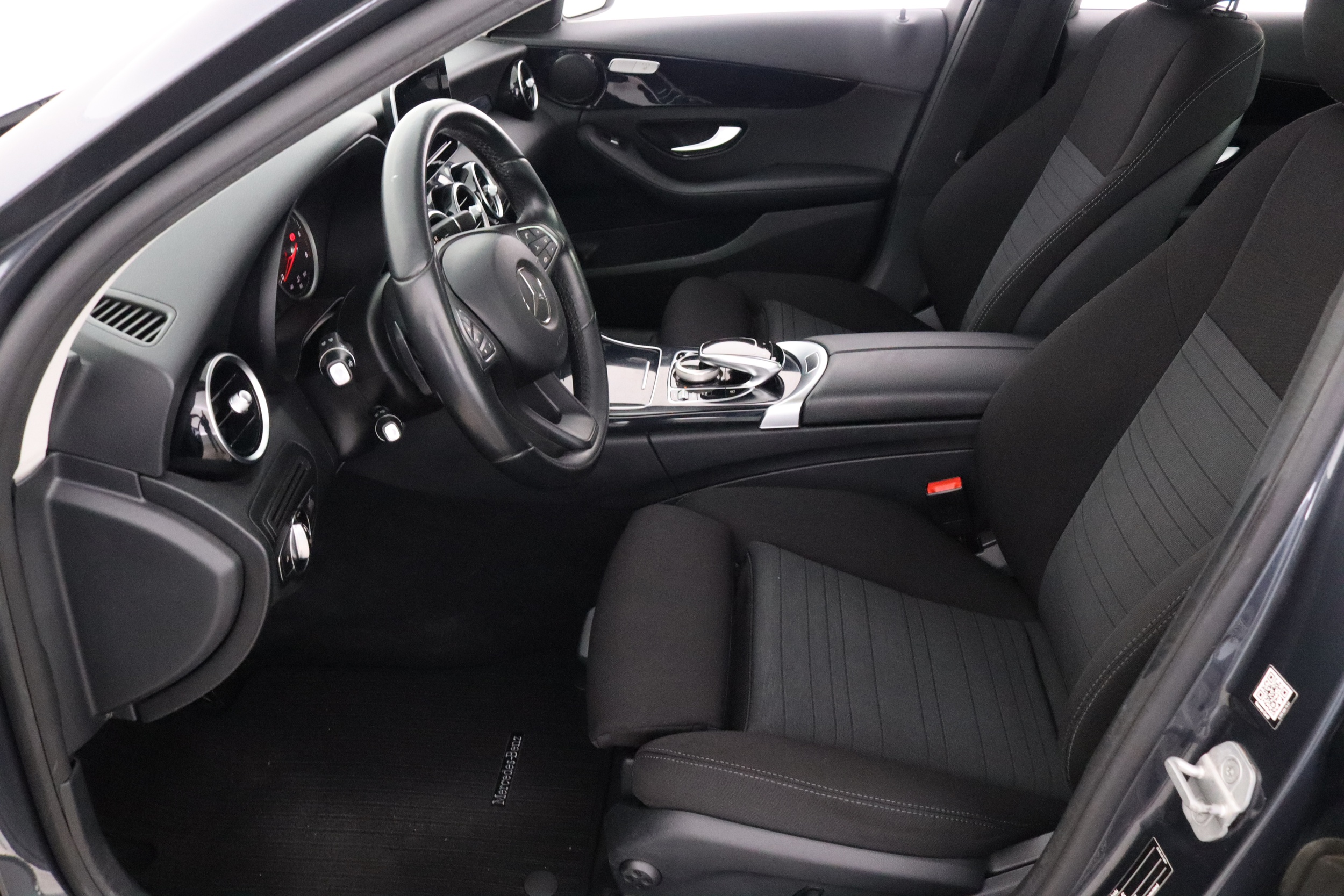 MERCEDES-BENZ C 2015