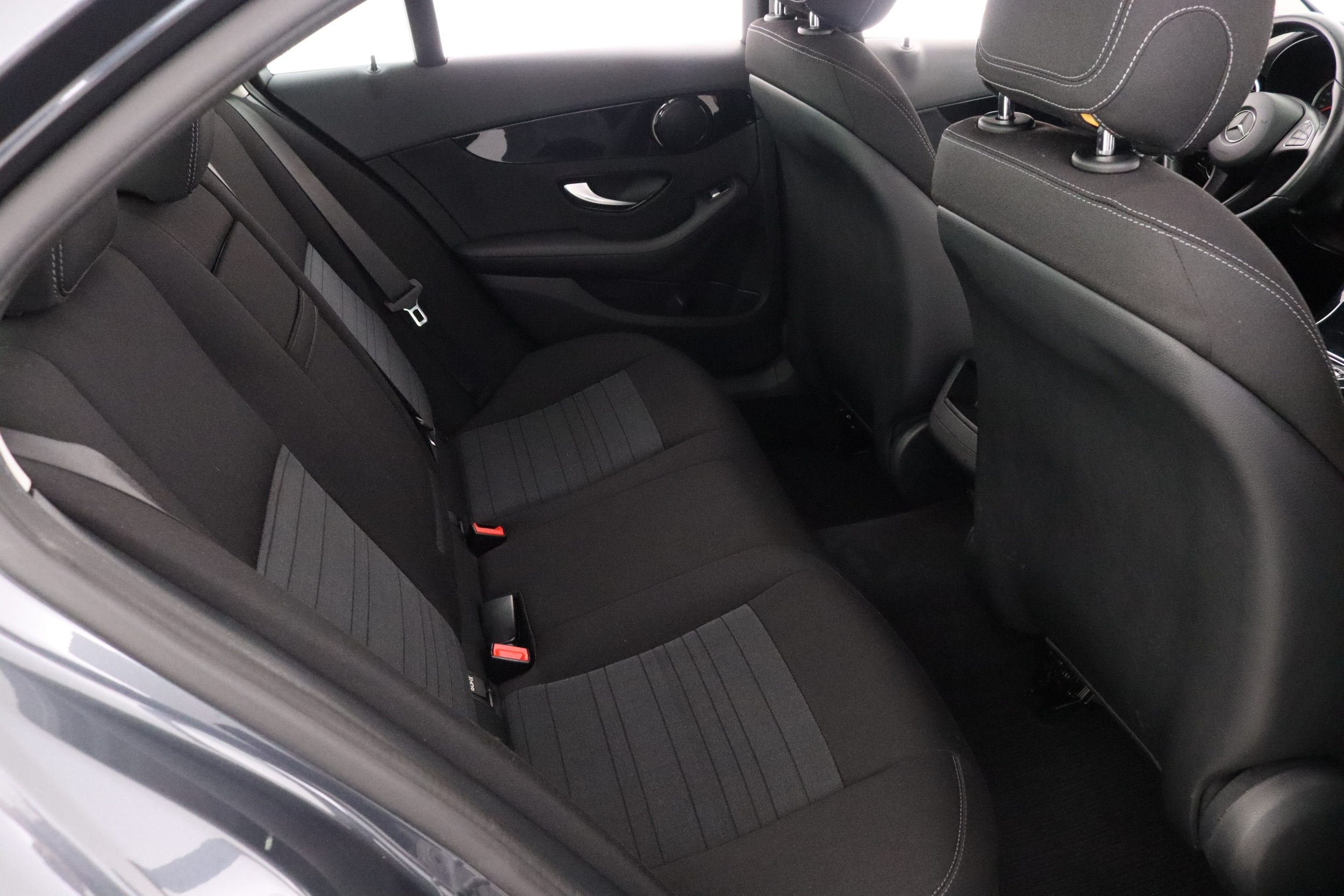 MERCEDES-BENZ C 2015