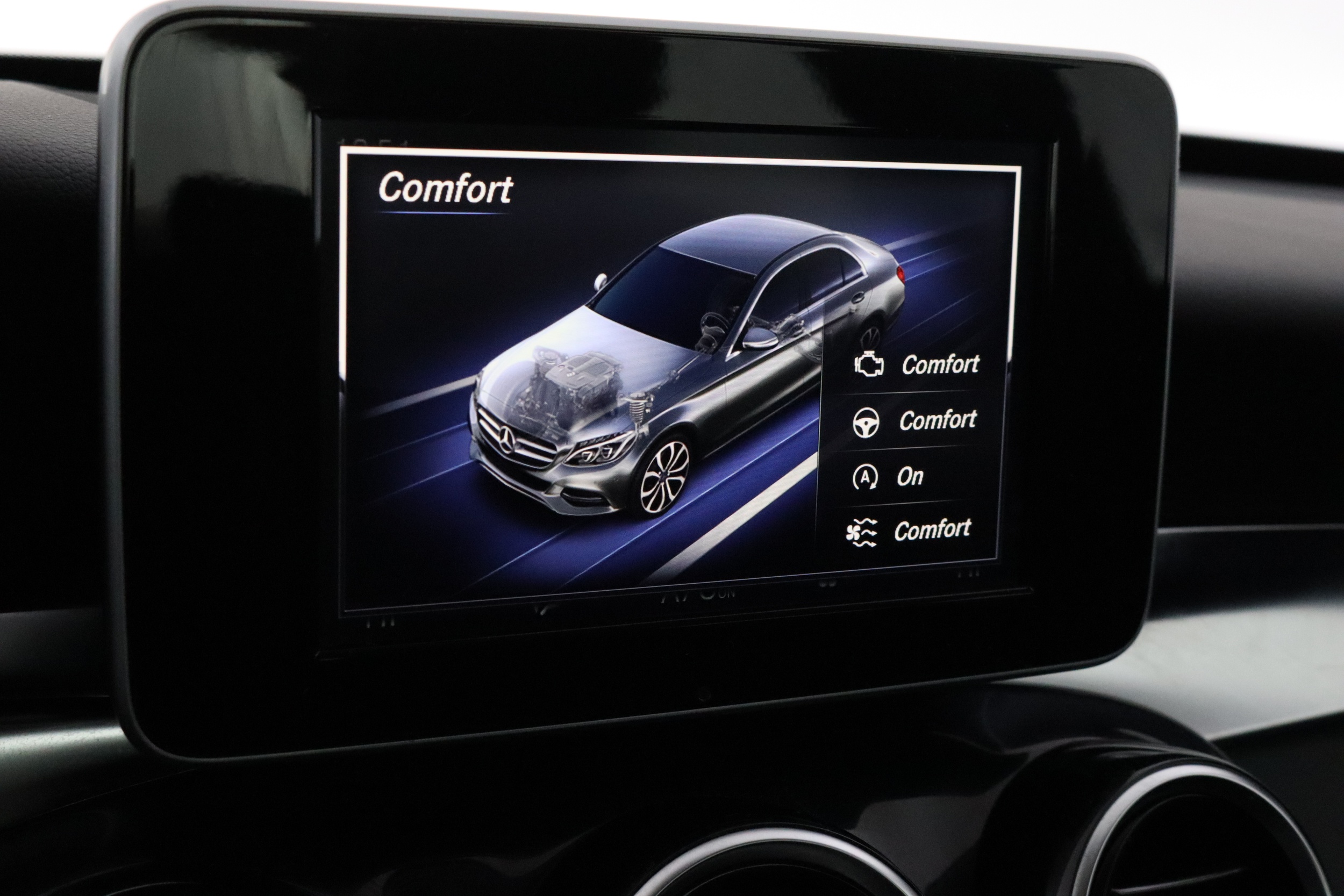 MERCEDES-BENZ C 2015