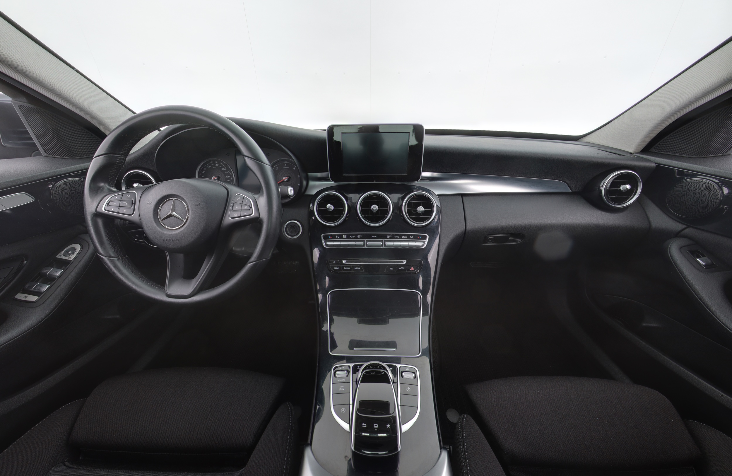 MERCEDES-BENZ C 2015