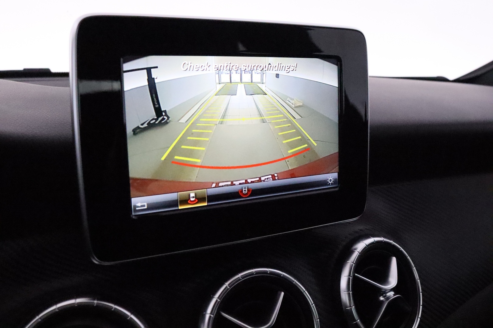 MERCEDES-BENZ CLA 2016