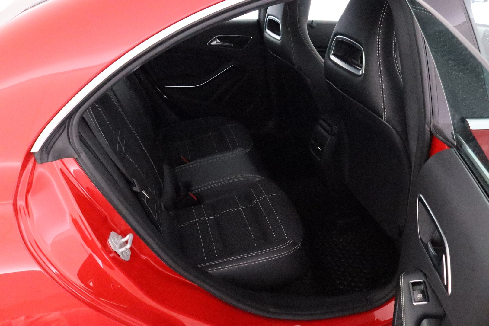 MERCEDES-BENZ CLA 2016