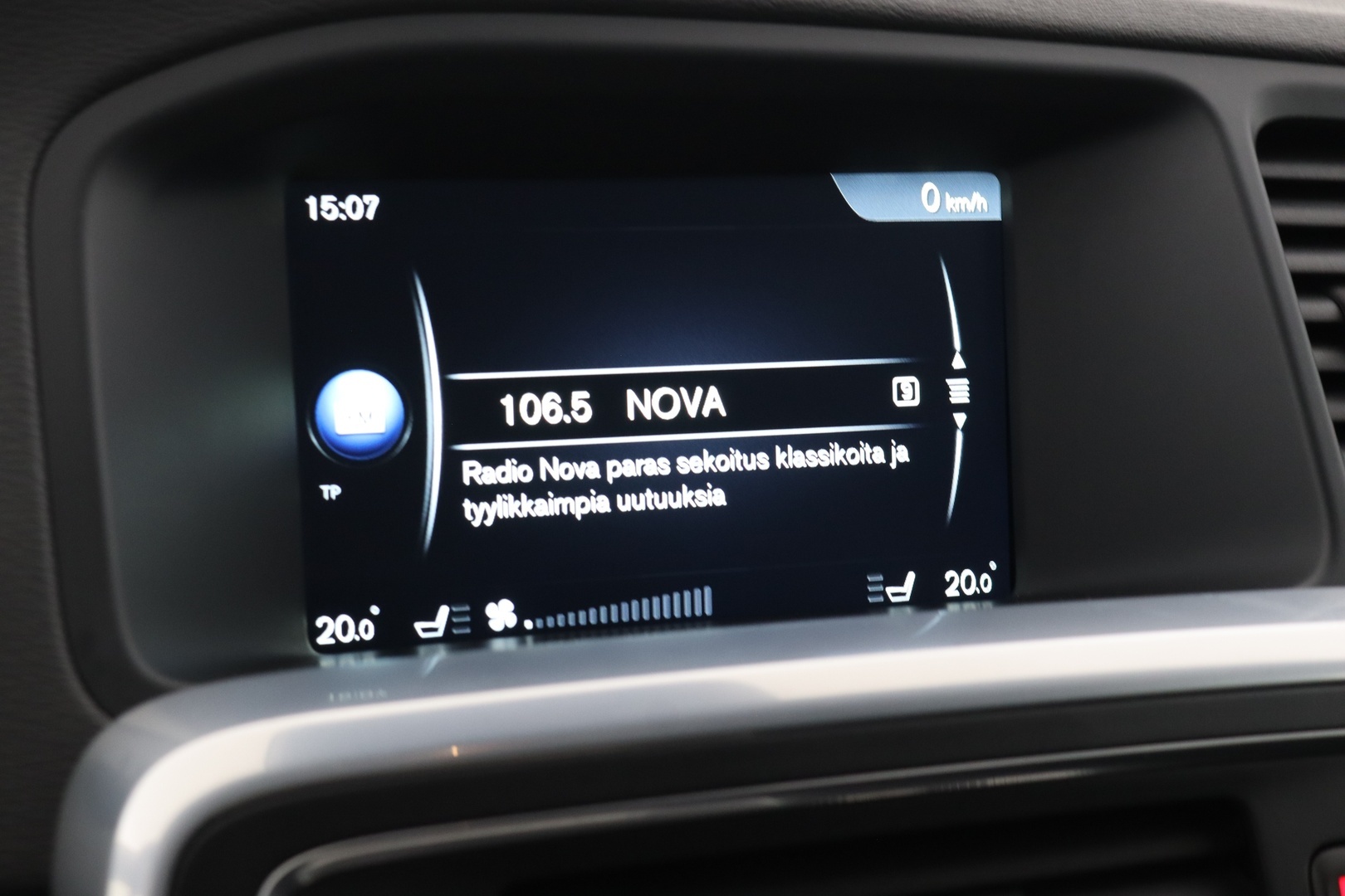 VOLVO V60 21