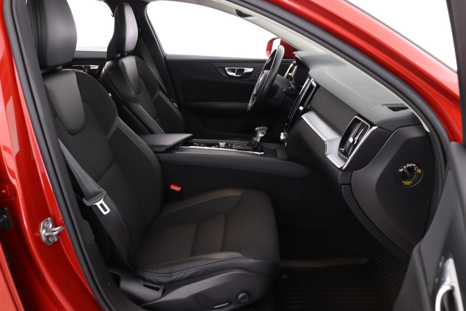 VOLVO V60 Cross Country 2019
