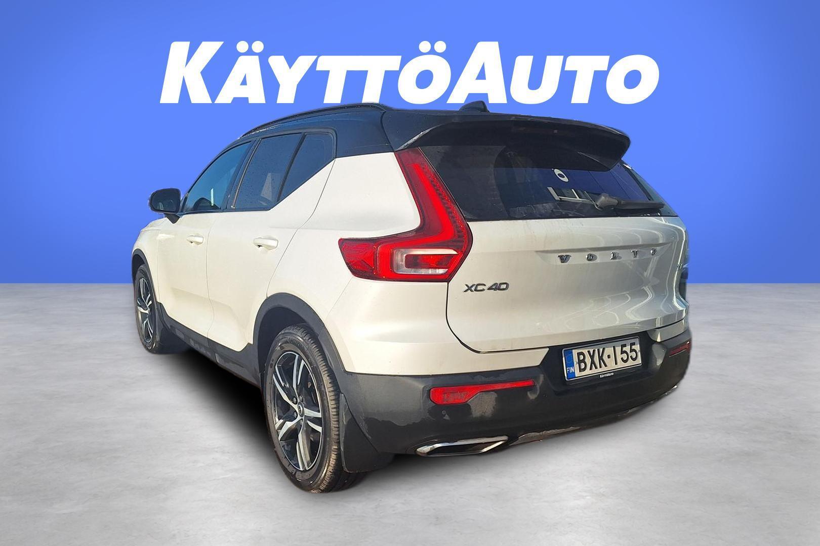 VOLVO XC40 2019