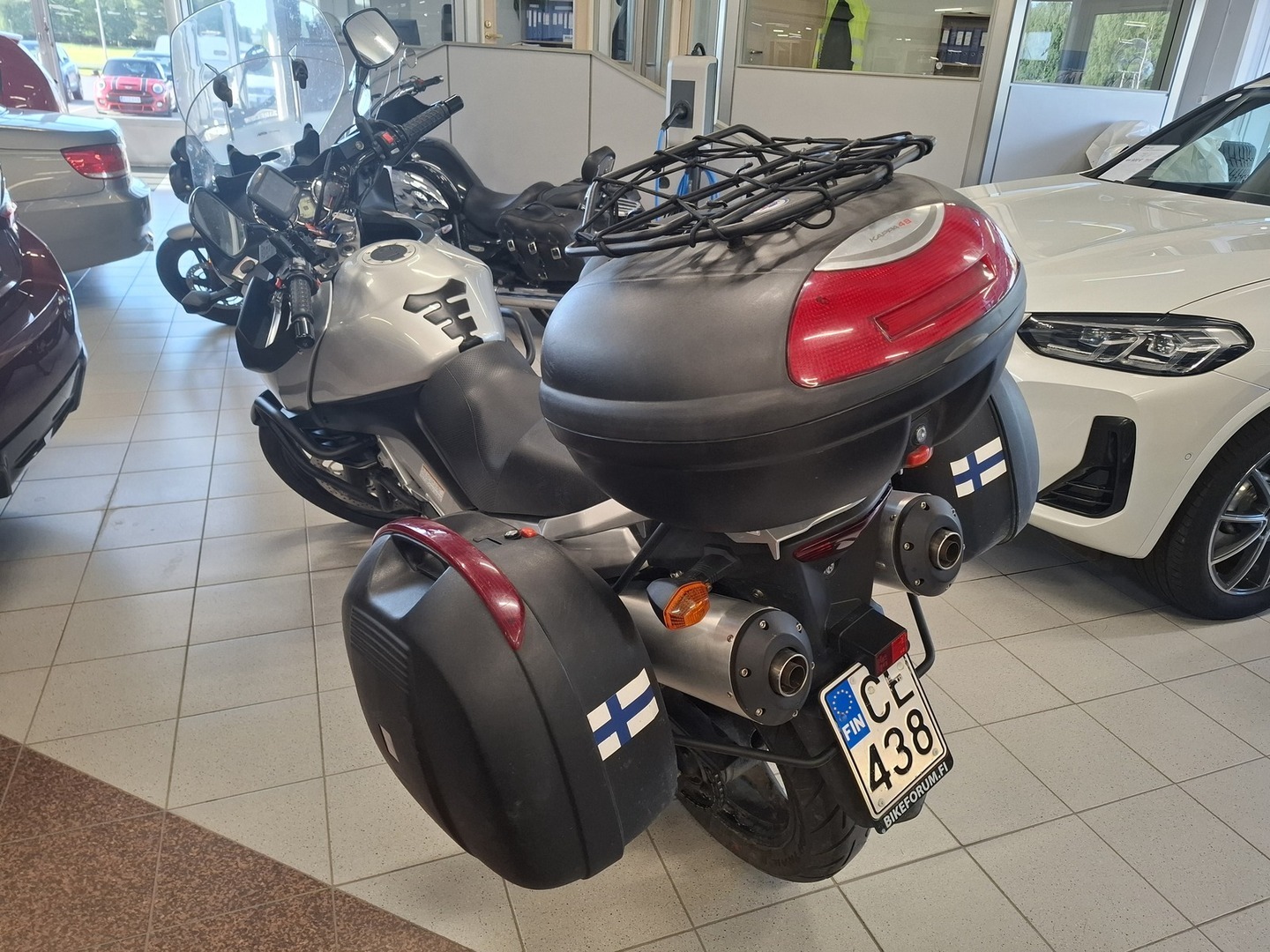 SUZUKI DL 2004
