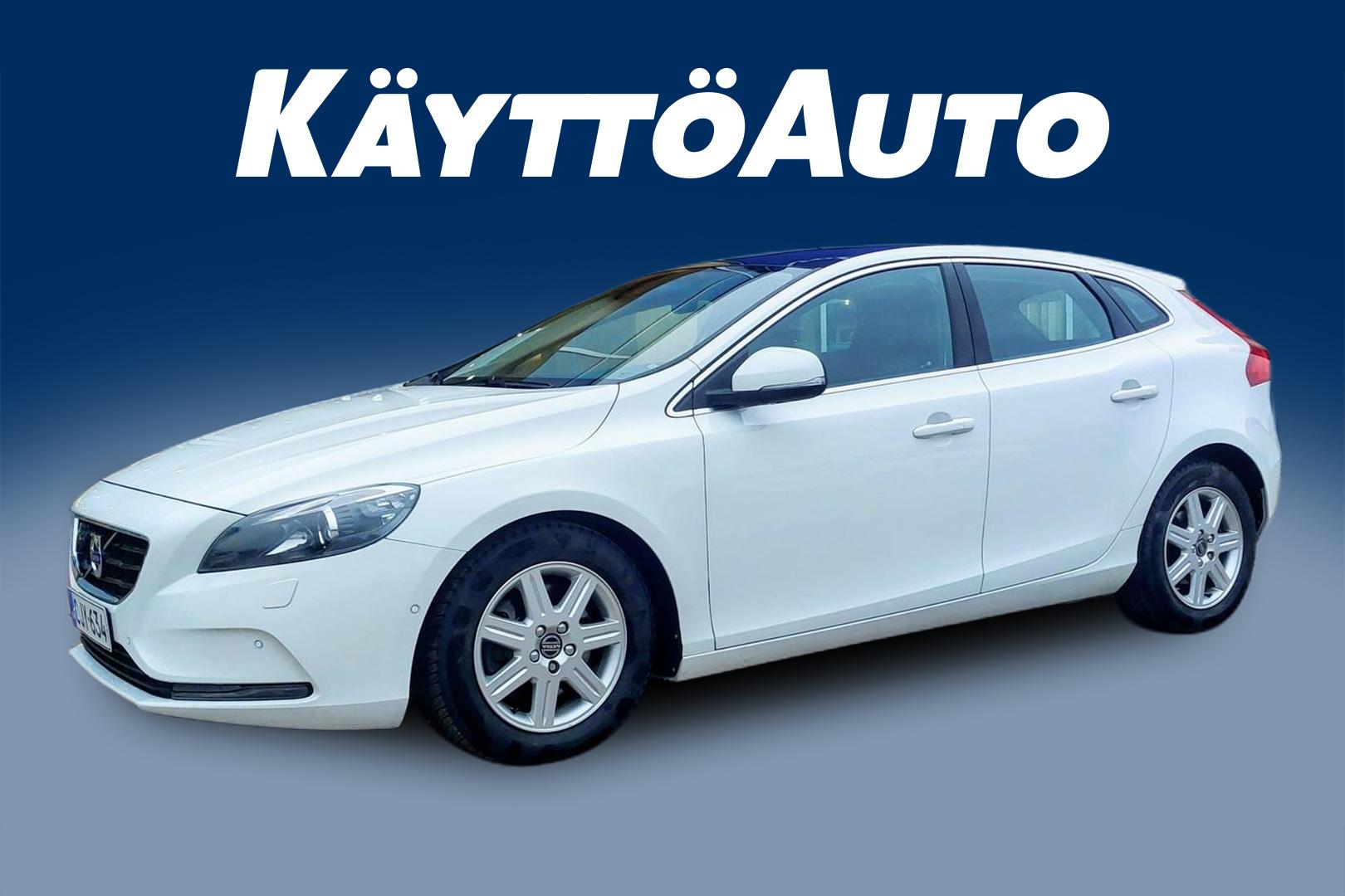 VOLVO V40 2015