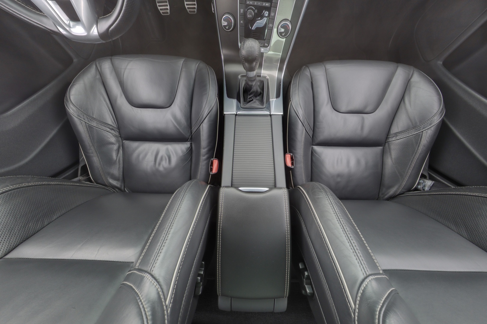 VOLVO S60 2013