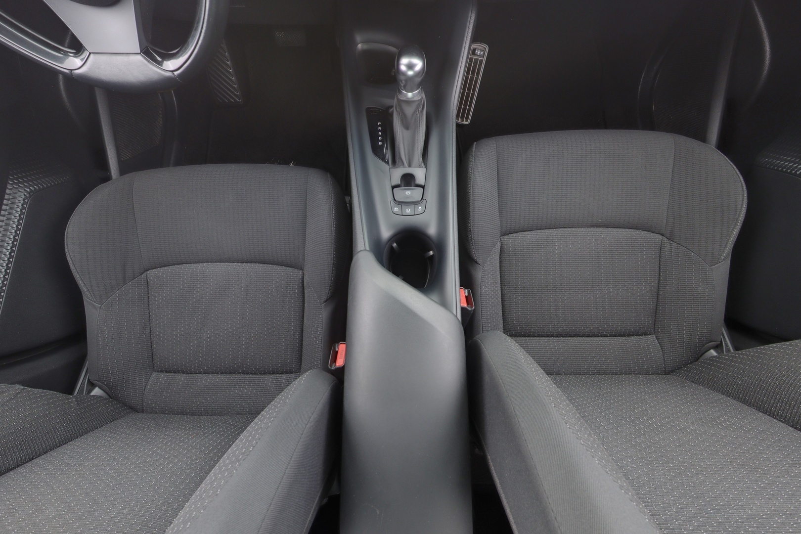 TOYOTA C-HR 11