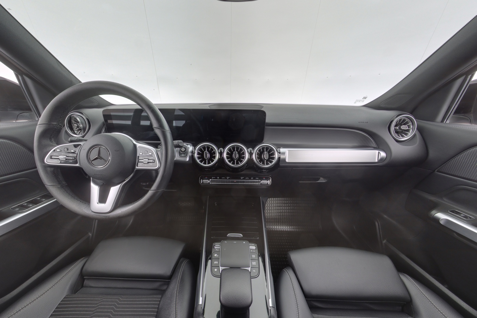 MERCEDES-BENZ GLB 2021