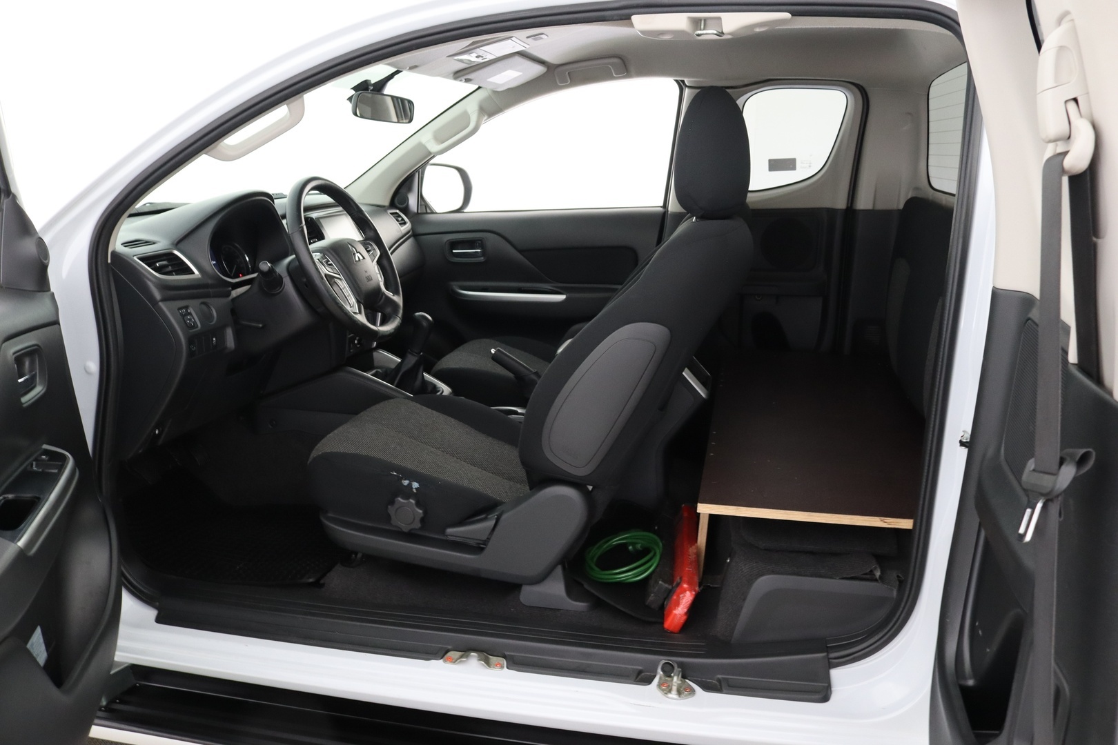 MITSUBISHI L200 2022