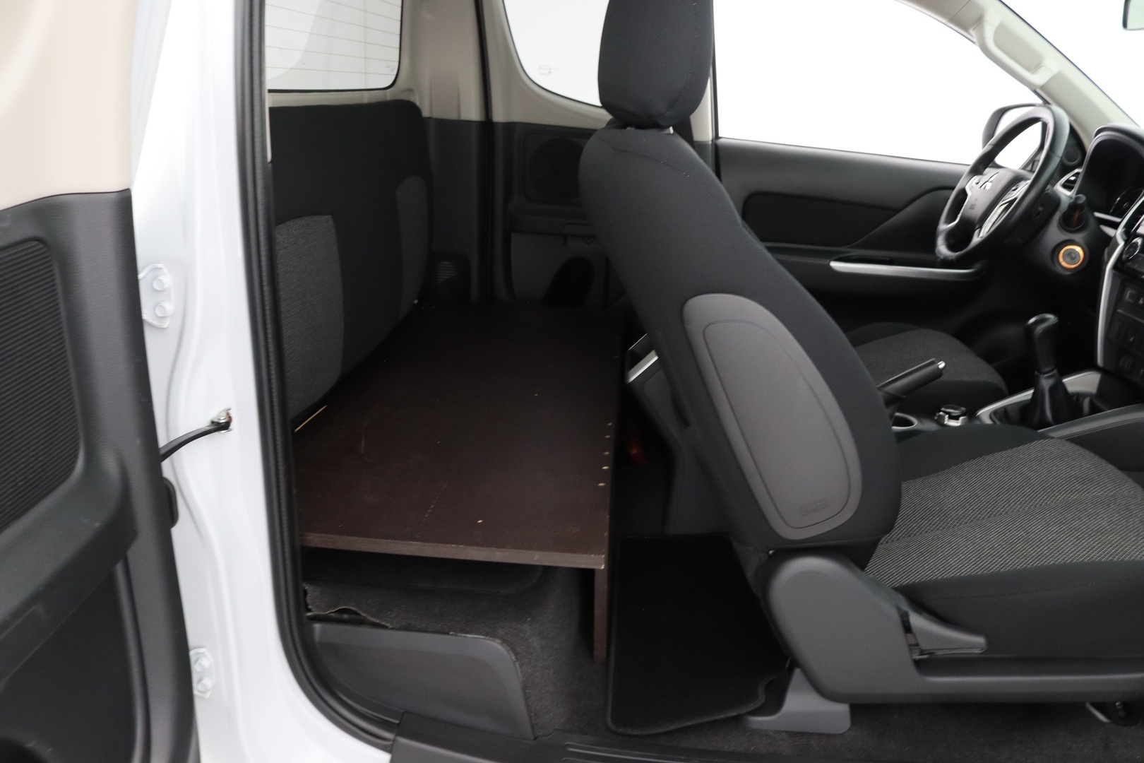 MITSUBISHI L200 2022