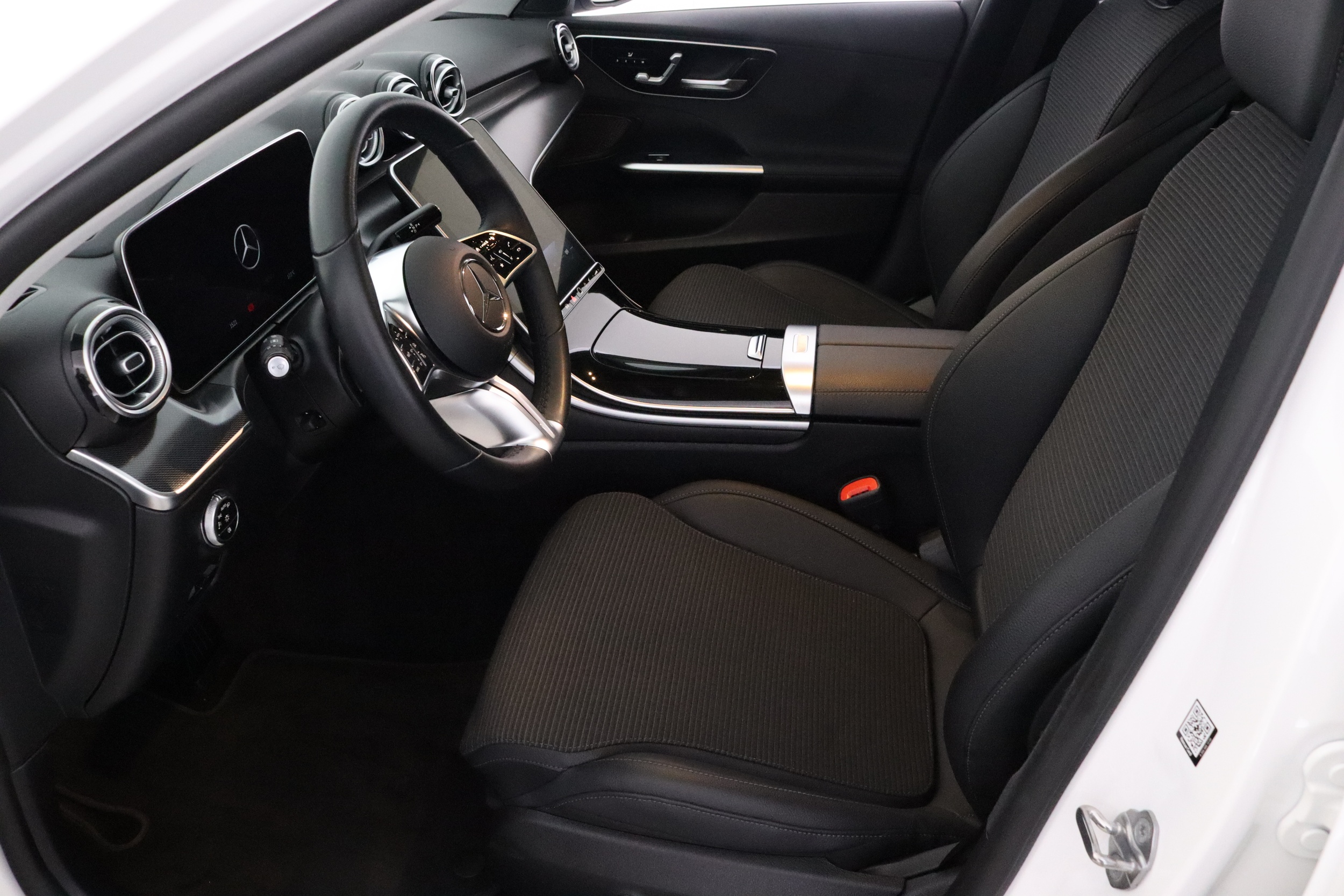 MERCEDES-BENZ C 2022