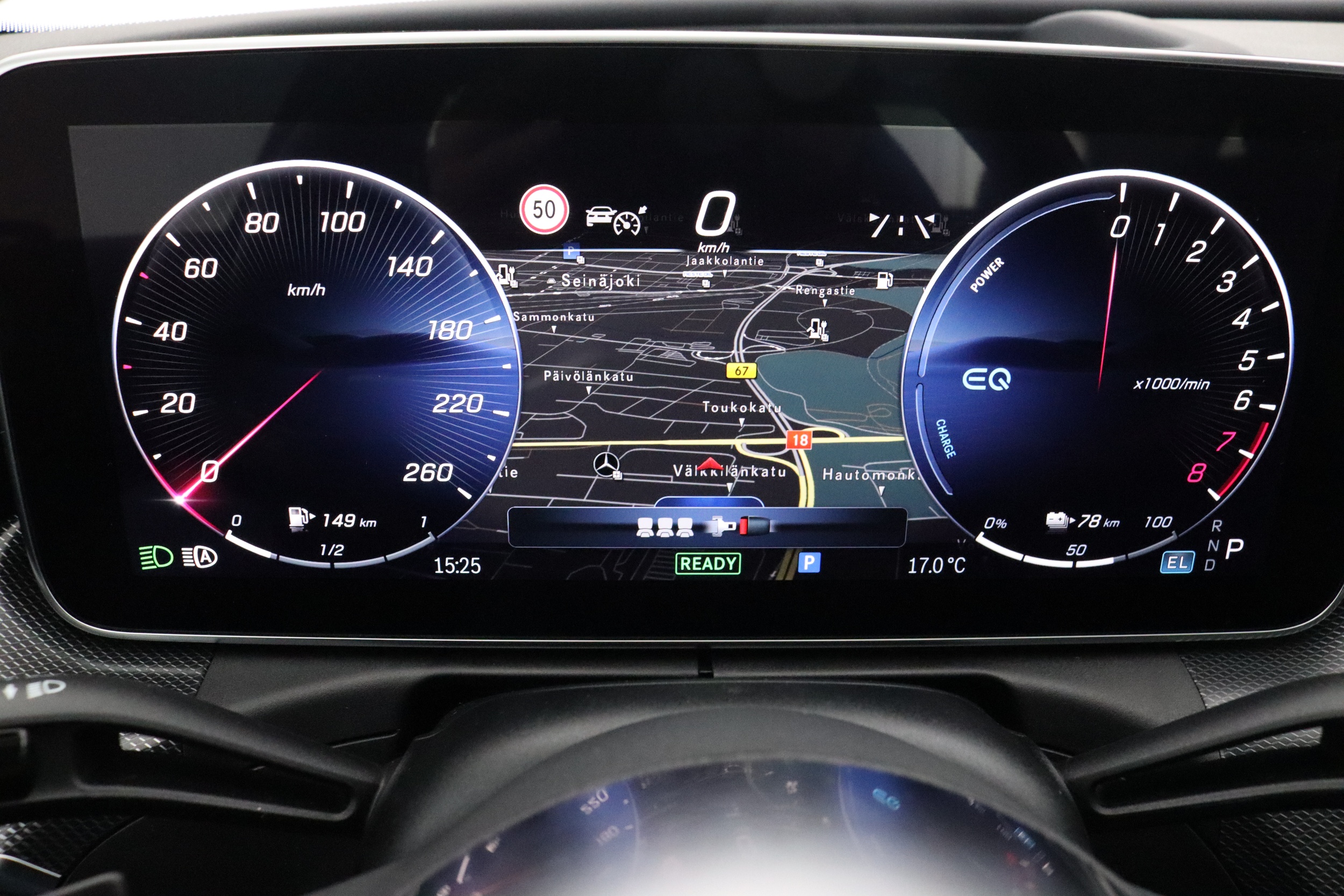 MERCEDES-BENZ C 2022