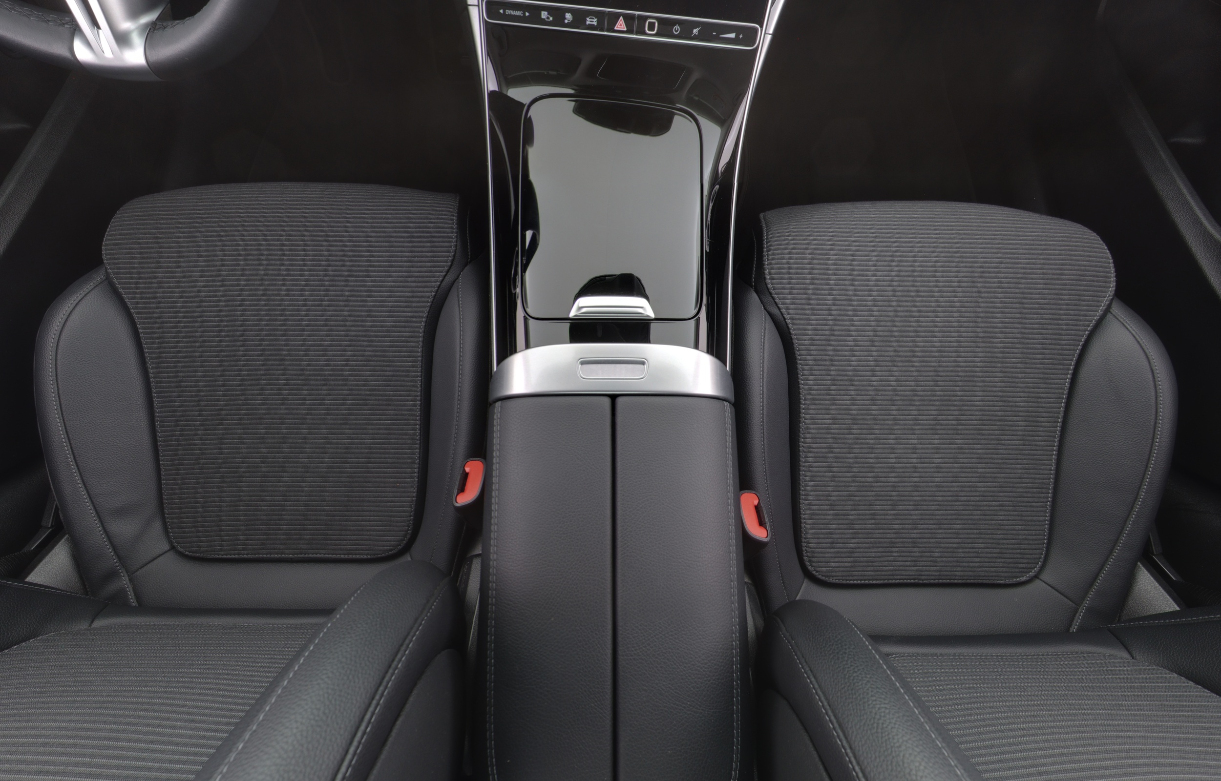 MERCEDES-BENZ C 2022