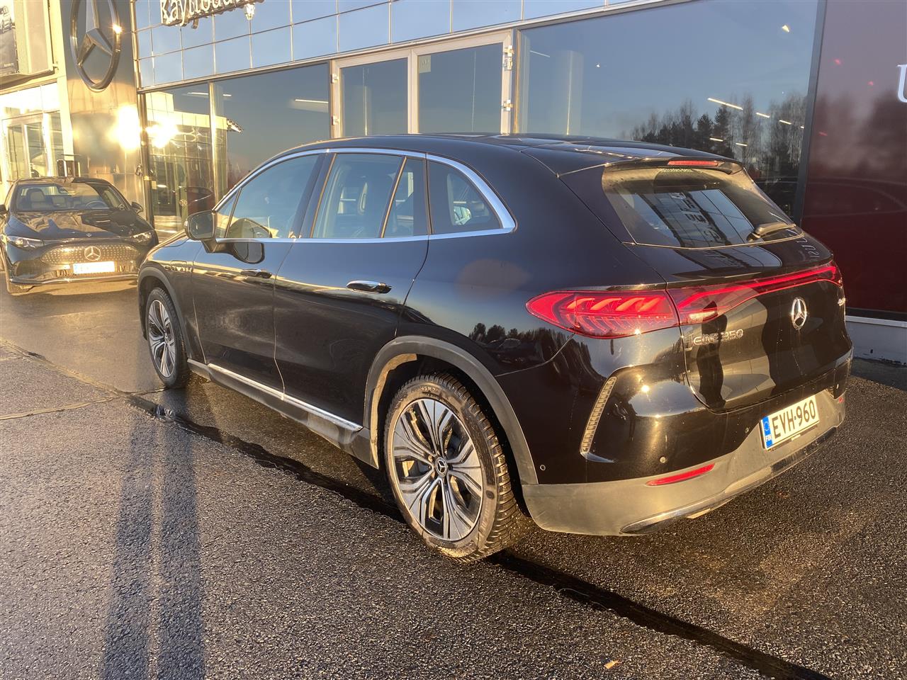 MERCEDES-BENZ EQE 2024