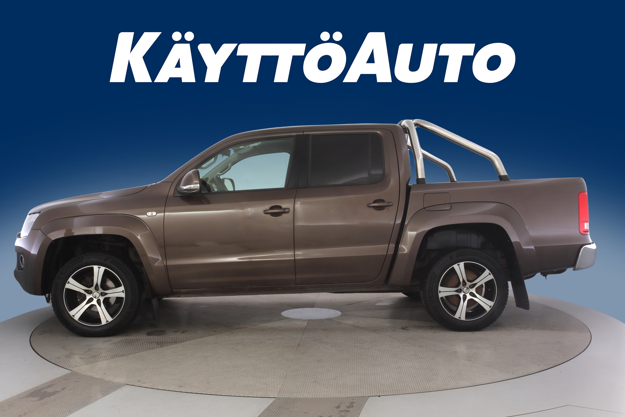 VOLKSWAGEN Amarok 2012