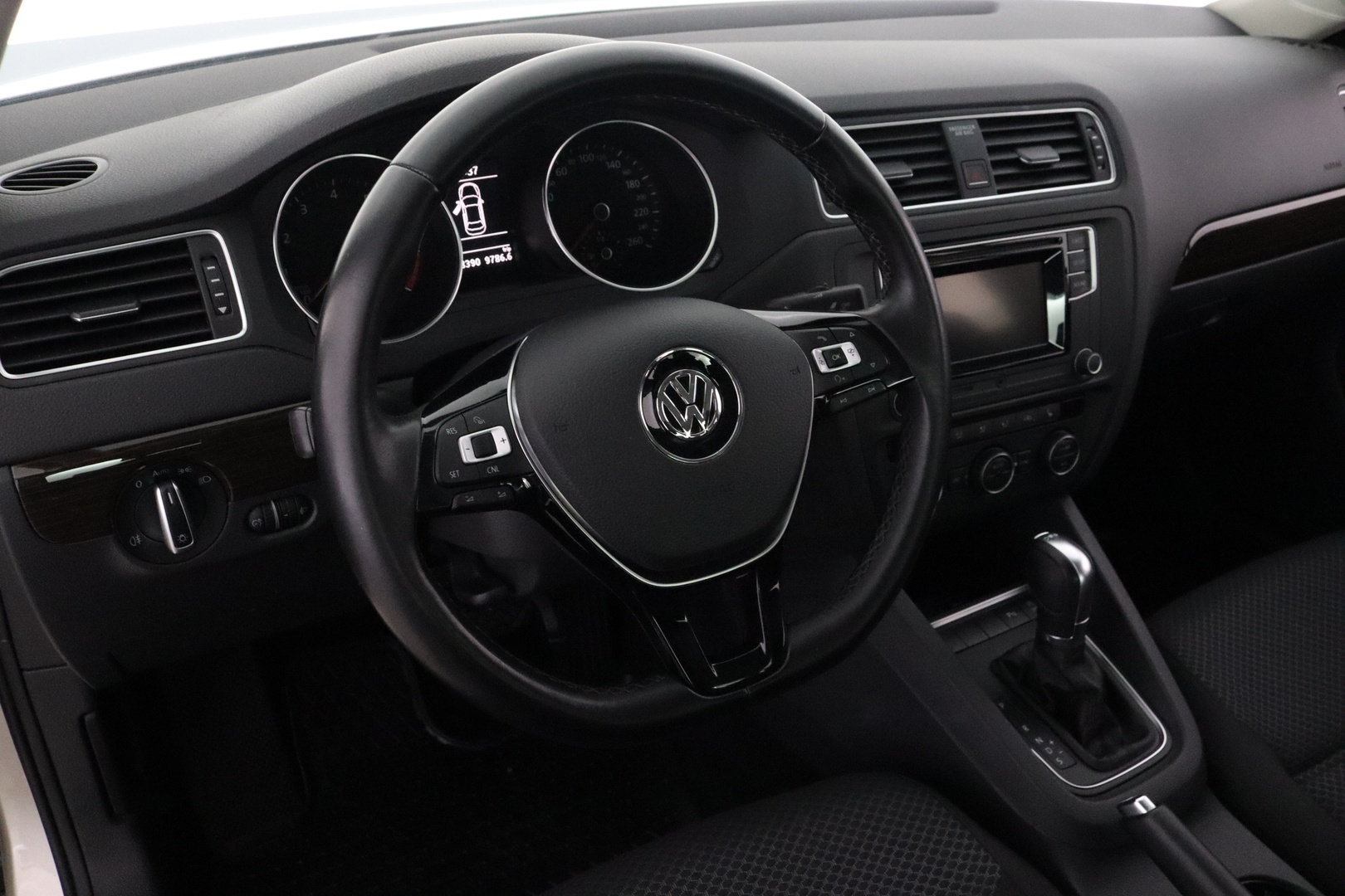 VOLKSWAGEN Jetta 2015