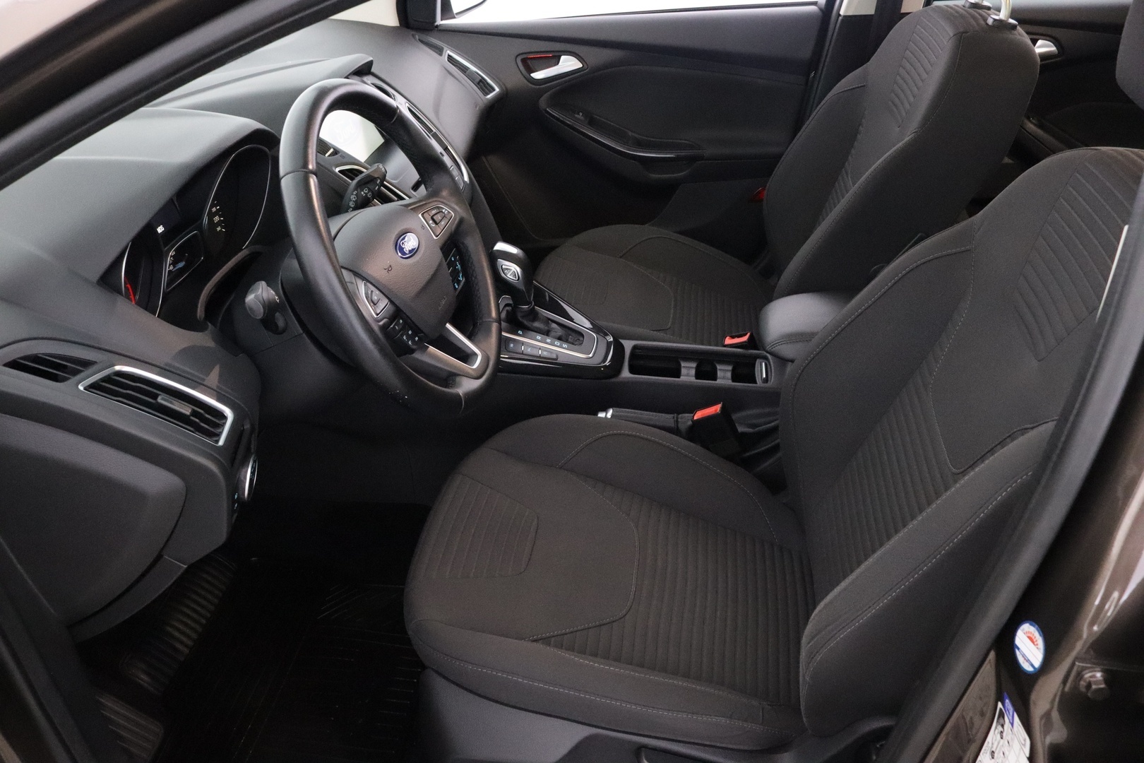FORD Focus 12