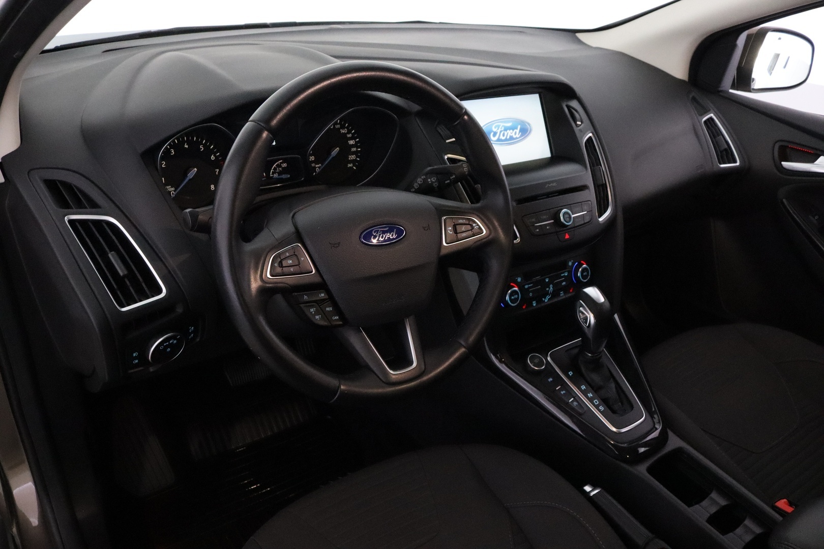 FORD Focus 13
