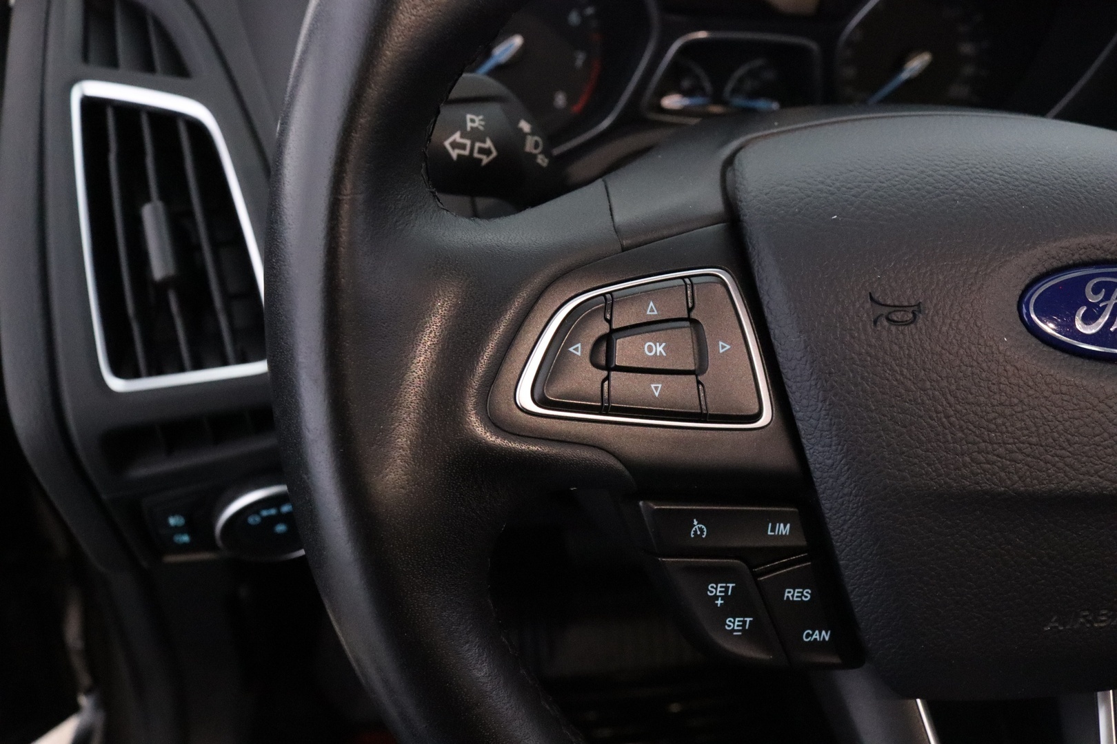 FORD Focus 18