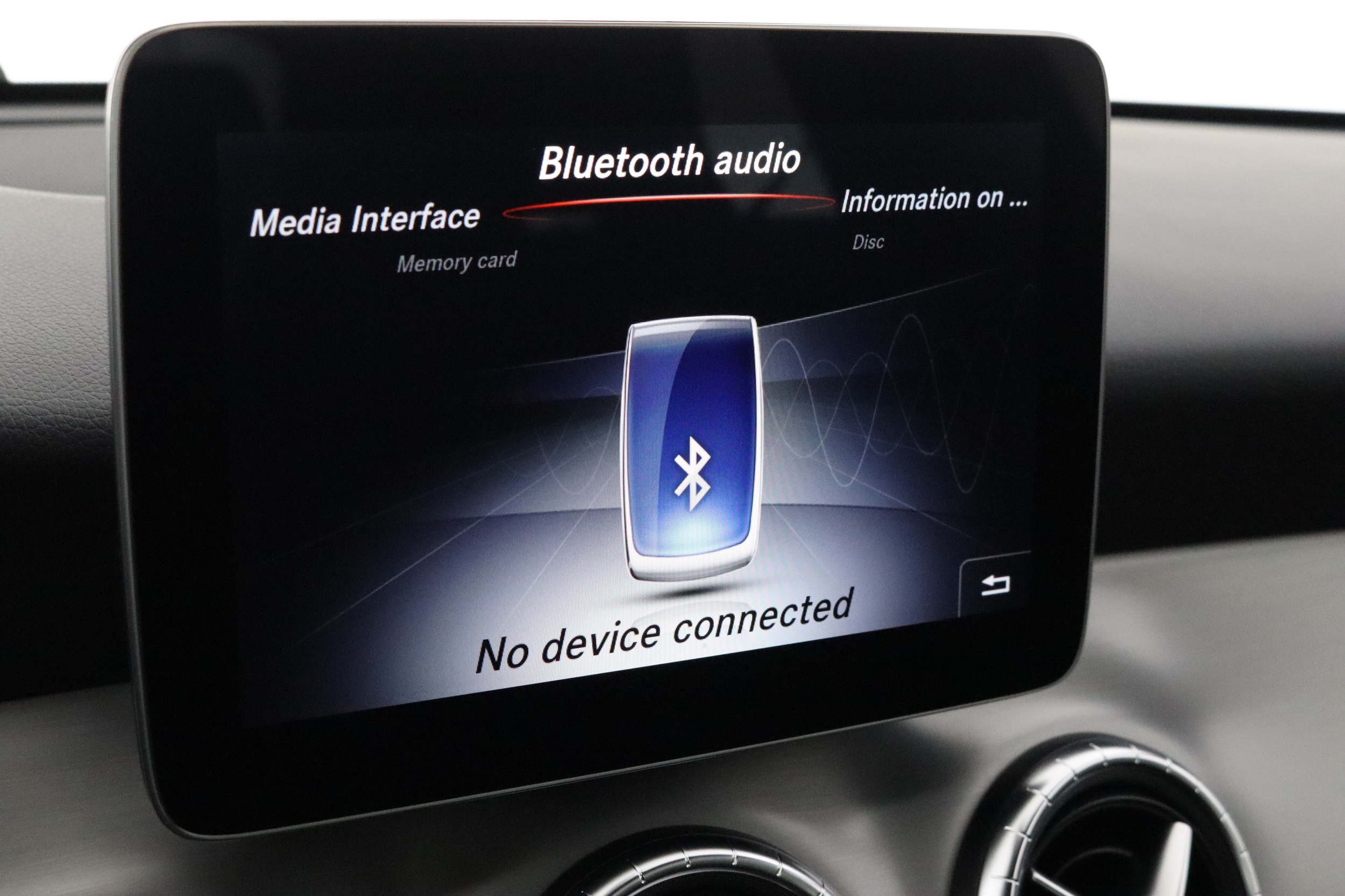 MERCEDES-BENZ CLA 2018