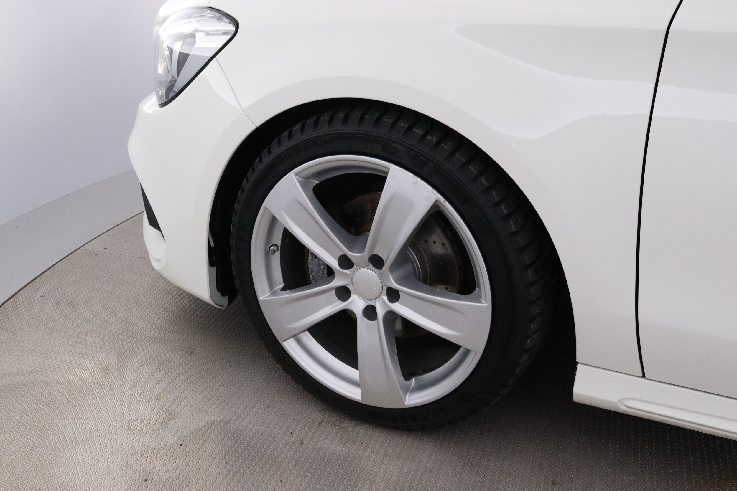 MERCEDES-BENZ CLA 2018