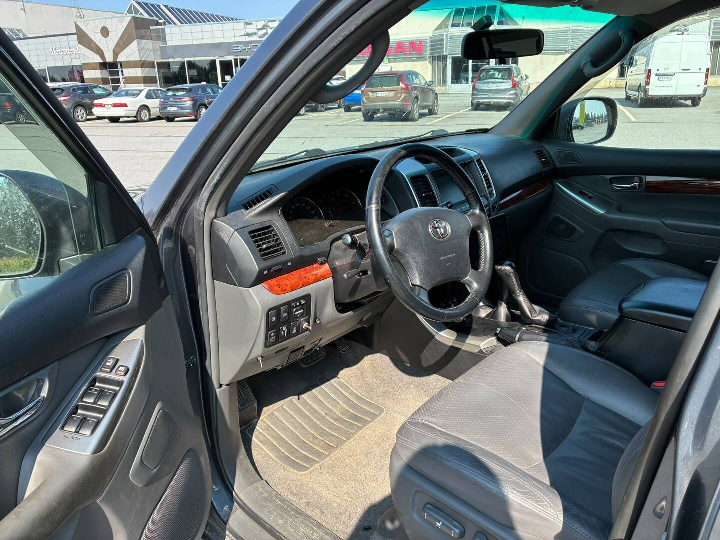 TOYOTA Land Cruiser 2006