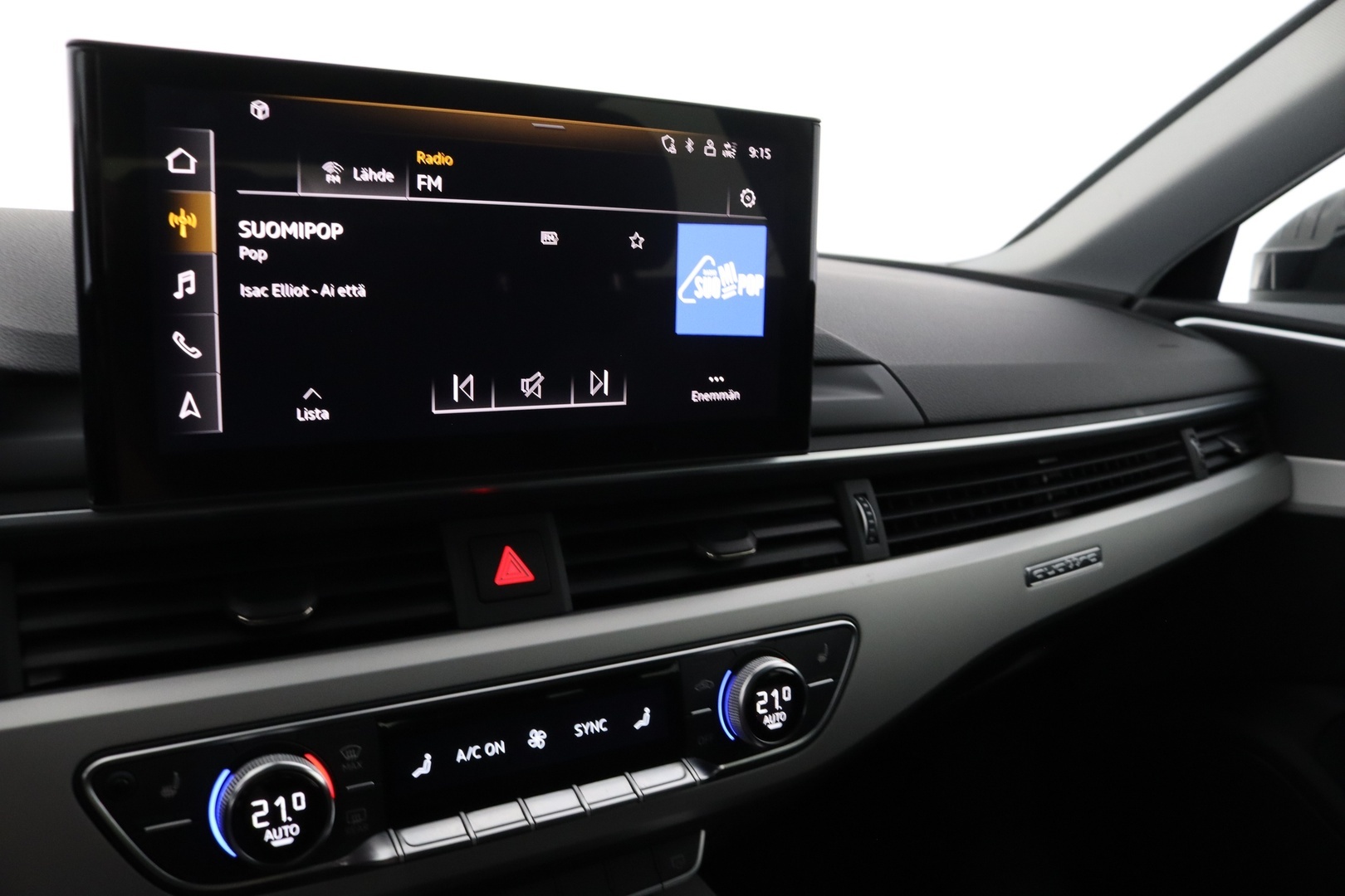 AUDI A4 2020