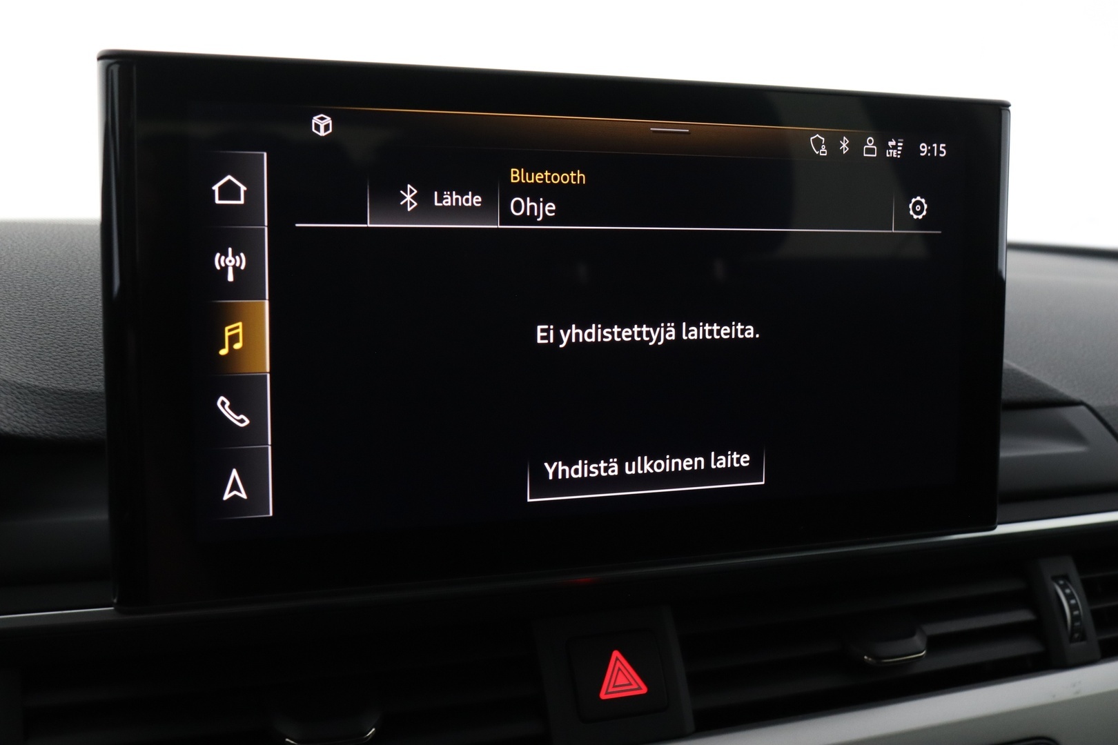 AUDI A4 2020