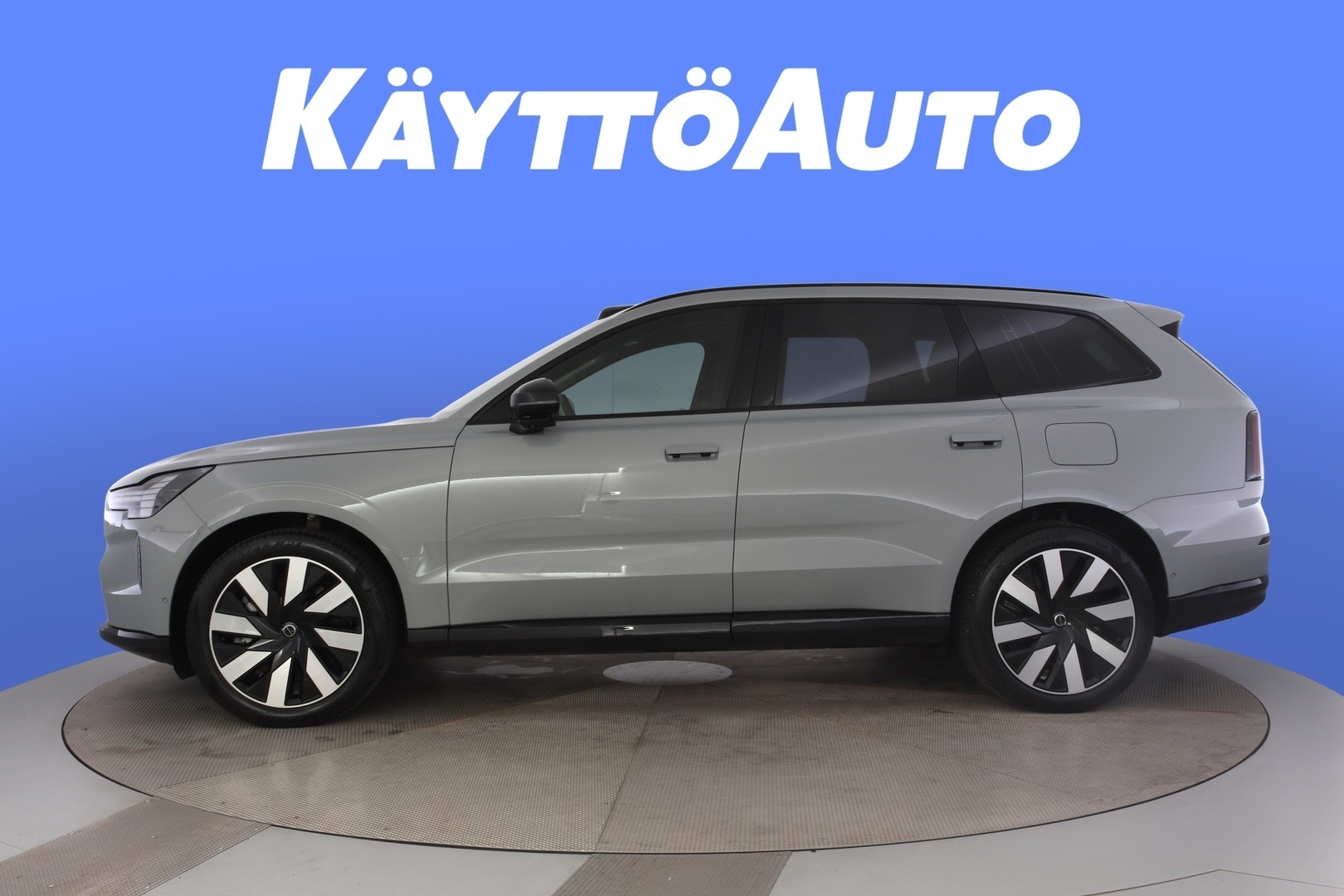 VOLVO EX90 2