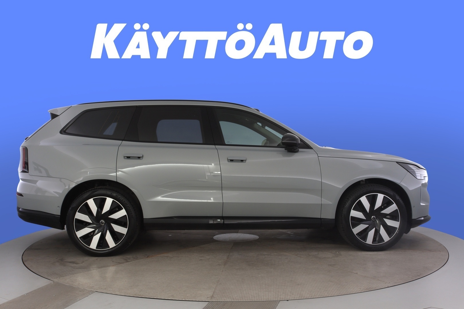 VOLVO EX90 7