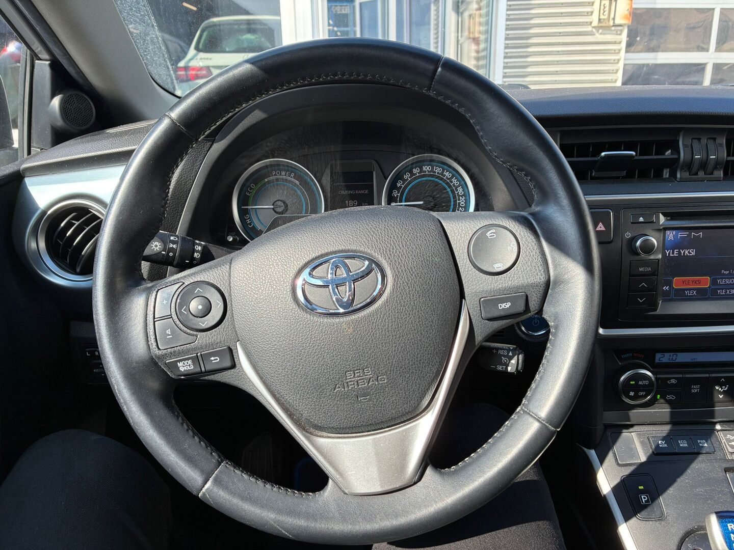 TOYOTA Auris 2013